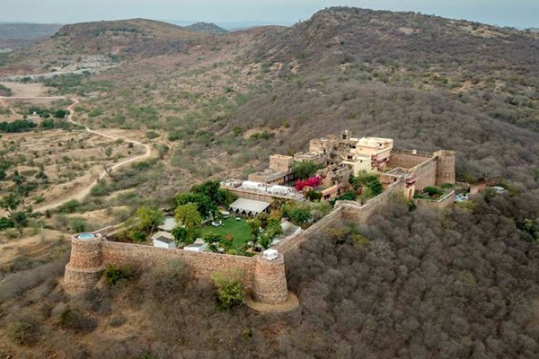 ramathra-fort-village-rajasthan-Inde